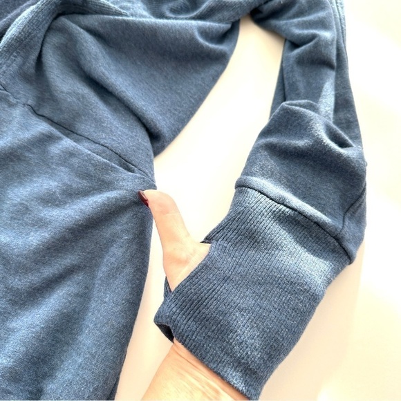 Athleta open cardigan with raglan sleeves, waterfall front, long sleeves - Picture 6 of 10